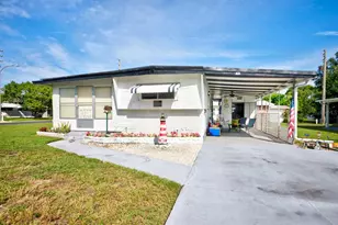 76 Liberty Way, Palm Harbor, FL 34684 - Photo 2