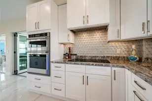 1365 Snell Isle Blvd NE, Saint Petersburg, FL 33704 - Photo 18