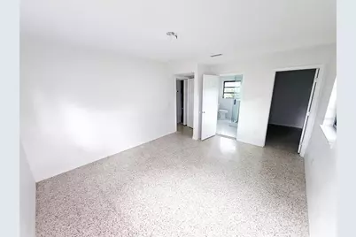 2003 E Clinton Street, Tampa, FL 33610 - Photo 18