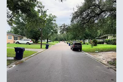 2003 E Clinton Street, Tampa, FL 33610 - Photo 6