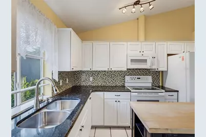 5805 Lafayette St, New Port Richey, FL 34652 - Photo 6