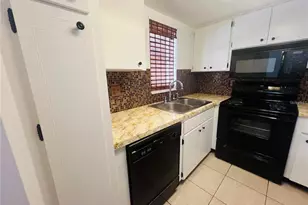 5245 Amulet Dr, New Port Richey, FL 34652 - Photo 8
