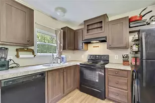 19995 Manecke Rd, Brooksville, FL 34601 - Photo 2