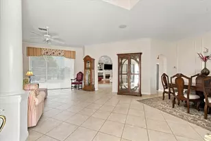 8405 Maybelle Dr, Weeki Wachee, FL 34613 - Photo 10