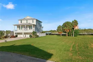 5807 Elisabethan Ln, New Port Richey, FL 34652 - Photo 1