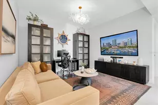 301 1st St S, Saint Petersburg, FL 33701 - Photo 38