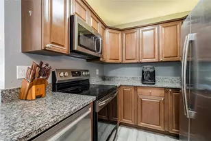 504 Omaha St, Palm Harbor, FL 34683 - Photo 12