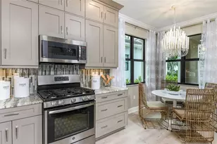 18352 Rockport Pl, Lakewood Ranch, FL 34211 - Photo 6