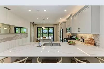 18402 Rockport Place, Lakewood Ranch, FL 34211 - Photo 6
