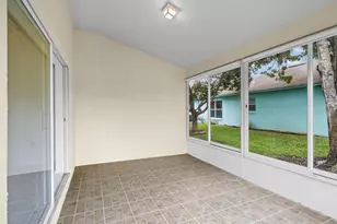 11829 Ivywood Pl, New Port Richey, FL 34654 - Photo 32