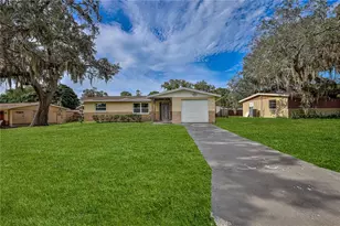 4059 Sugarfoot Dr, Spring Hill, FL 34606 - Photo 2