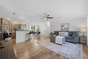 6064 Desales St, Brooksville, FL 34604 - Photo 6
