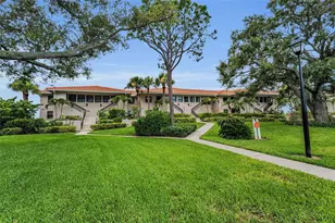 1813 Mariner Dr, Tarpon Springs, FL 34689 - Photo 4
