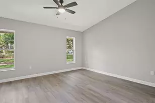 1385 Summerwood Ct, Spring Hill, FL 34606 - Photo 18