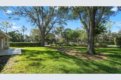 1385 Summerwood Court, Spring Hill, FL 34606 - Photo 32