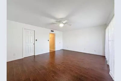 9201 Tudor Drive #C212, Tampa, FL 33615 - Photo 36