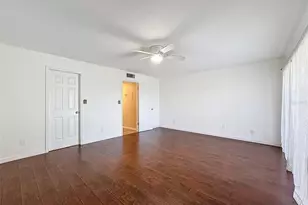 9201 Tudor Dr, Tampa, FL 33615 - Photo 36