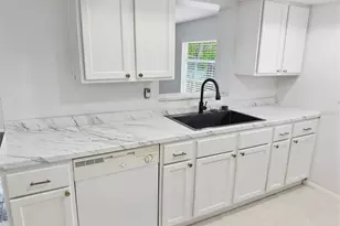 4208 Canterberry Dr, Holiday, FL 34691 - Photo 20