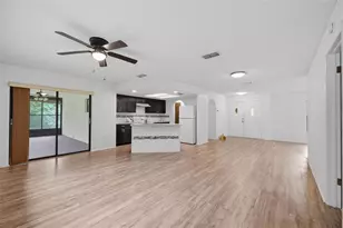 7422 Balsam St, Spring Hill, FL 34606 - Photo 16