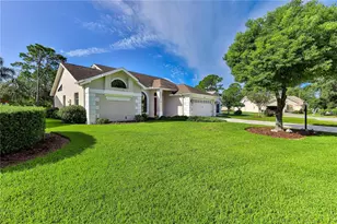 7360 Clearmeadow Dr, Spring Hill, FL 34606 - Photo 4