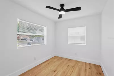3910 56th Avenue N, Saint Petersburg, FL 33714 - Photo 10