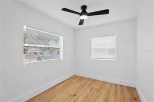 3910 56th Ave N, Saint Petersburg, FL 33714 - Photo 10