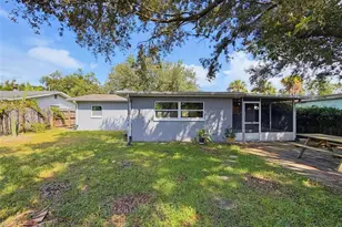 953 Cedarwood Ave, Dunedin, FL 34698 - Photo 24