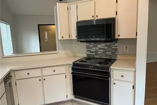 8180 Sturbridge Ct, Weeki Wachee, FL 34613 - Photo 10