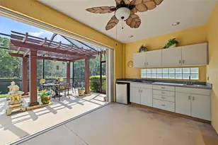 1300 Trimaran Pl, Trinity, FL 34655 - Photo 54