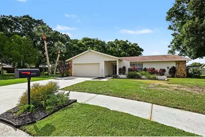 9915 Whitworth Court, New Port Richey, FL 34655 - Photo 2