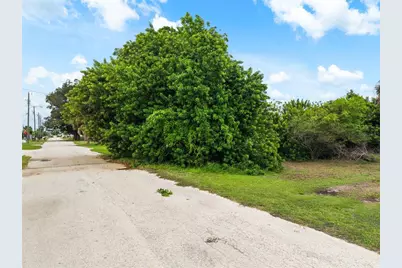 6825 Albatross Lane, Hudson, FL 34667 - Photo 16