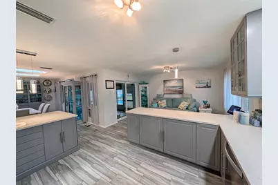 7136 Vista Way, Port Richey, FL 34668 - Photo 10