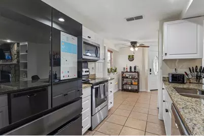 583 Longwood Court, Oldsmar, FL 34677 - Photo 4