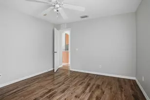 13329 Mitten Ln, Spring Hill, FL 34609 - Photo 32