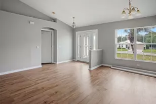 13329 Mitten Ln, Spring Hill, FL 34609 - Photo 14