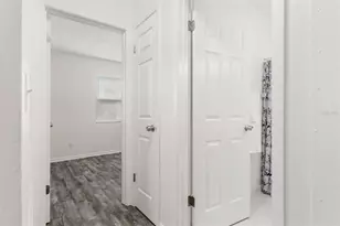7121 Catalina St, Spring Hill, FL 34606 - Photo 18