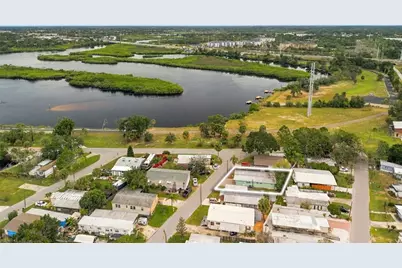 752 Driftwood Lane, Tarpon Springs, FL 34689 - Photo 28