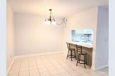 1236 Pine Ridge Circle W #B1, Tarpon Springs, FL 34688 - Photo 4