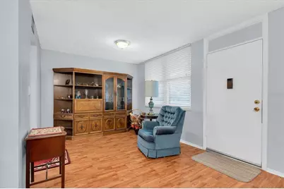 4715 Bay Street NE #330, Saint Petersburg, FL 33703 - Photo 10