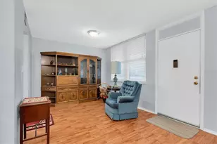 4715 Bay St NE, Saint Petersburg, FL 33703 - Photo 10