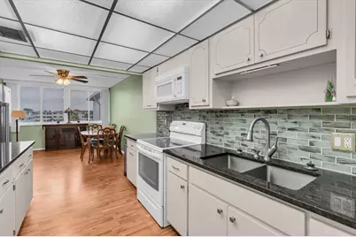 4715 Bay Street NE #330, Saint Petersburg, FL 33703 - Photo 16