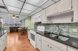 4715 Bay St NE, Saint Petersburg, FL 33703 - Photo 16