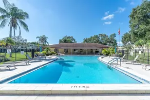 4715 Bay St NE, Saint Petersburg, FL 33703 - Photo 26