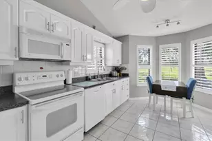 9126 Bassett Ln, New Port Richey, FL 34655 - Photo 10