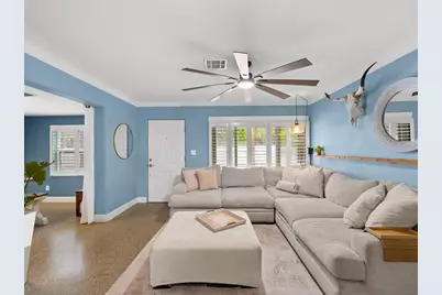 2375 N 81st Street N, Saint Petersburg, FL 33710 - Photo 4
