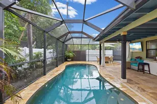 2375 N 81st Street N, Saint Petersburg, FL 33710 - Photo 32