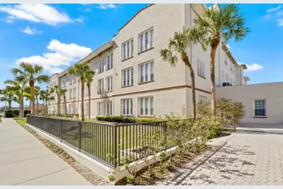 701 Mirror Lake Drive N #120, Saint Petersburg, FL 33701 - Photo 8