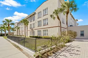 701 Mirror Lake Dr N, Saint Petersburg, FL 33701 - Photo 8