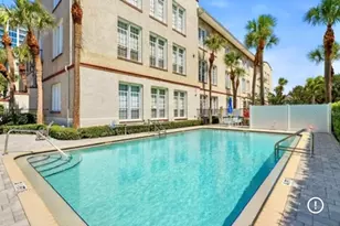701 Mirror Lake Dr N, Saint Petersburg, FL 33701 - Photo 44