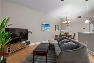 701 Mirror Lake Dr N, Saint Petersburg, FL 33701 - Photo 16